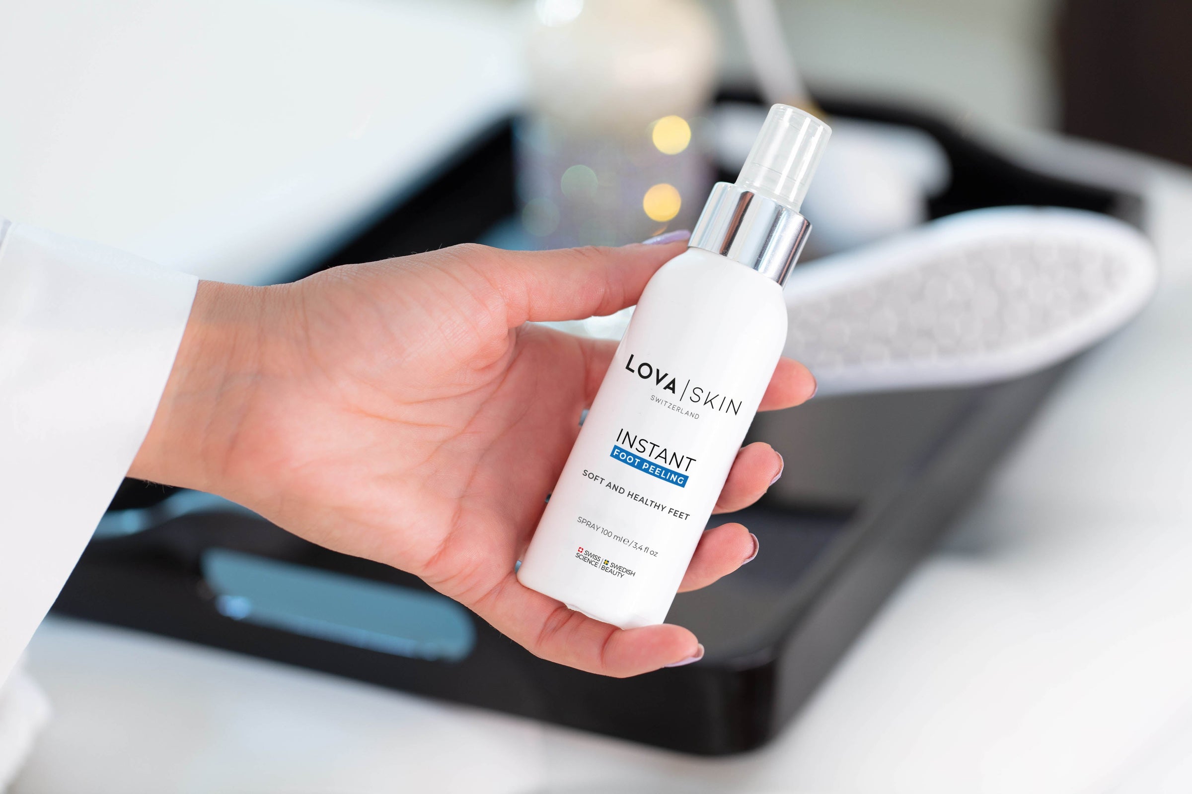 LOVASKIN INSTANT FOOT PEEL Spray bottle 2.5 fl oz - 25 uses or under 2.50 $ to have beautiful feet